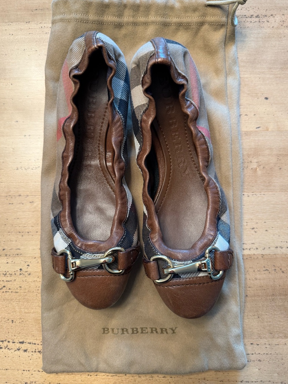 Burberry Brown Leather & Check Pattern Ballet Flats with Metal Bit
